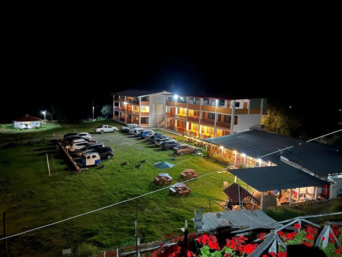 Tambo Lodge Canta Exterior foto